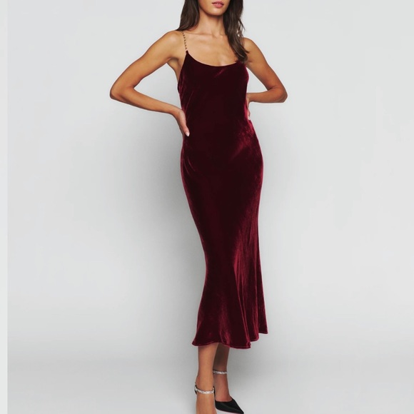 Reformation Red Velvet Ady Dress with Chain Straps Size Medium - Picture 4 of 9